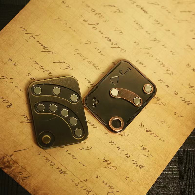 Poker J Metalen Schedel Magnet - Fidget Spinner Bearing recensie en prijs